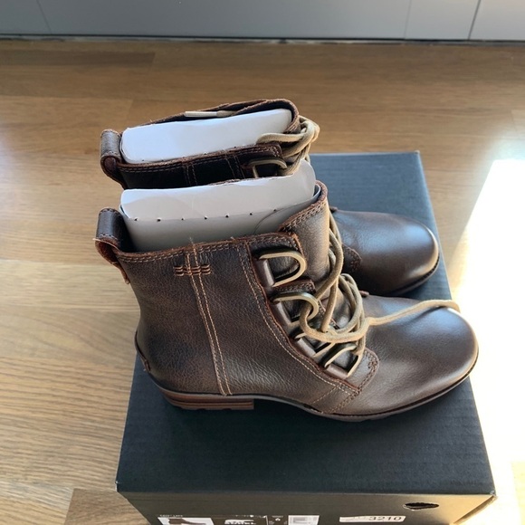 Sorel Cate Lace Water-Resistant Hiker Booties - Picture 8 of 13